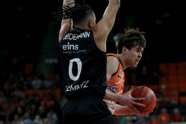 现代竞技的 现代竞技的