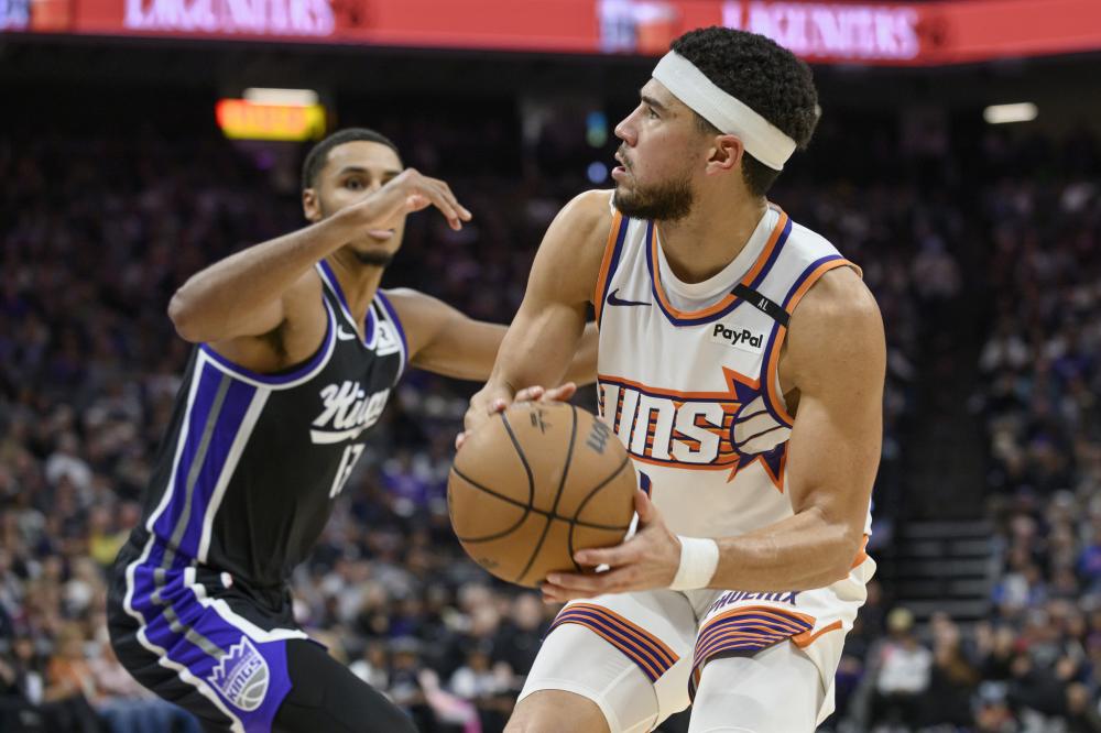 比赛的发球 比赛的发球