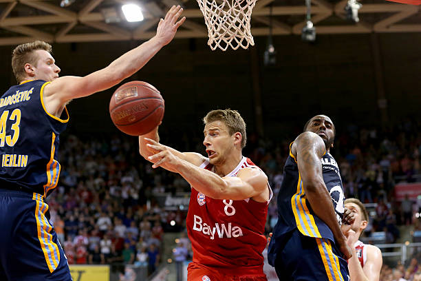 虽然张本智 虽然张本智